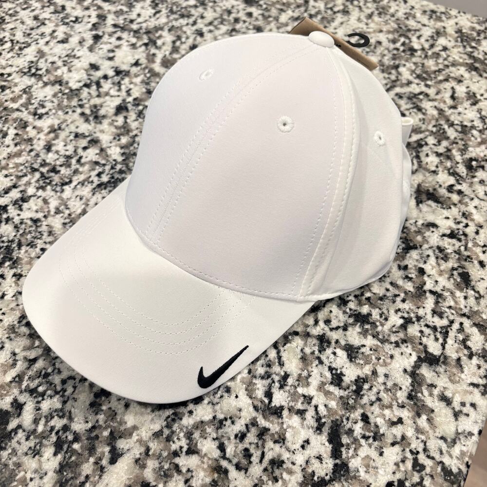 Nike Dri-Fit Golf Cap NWT